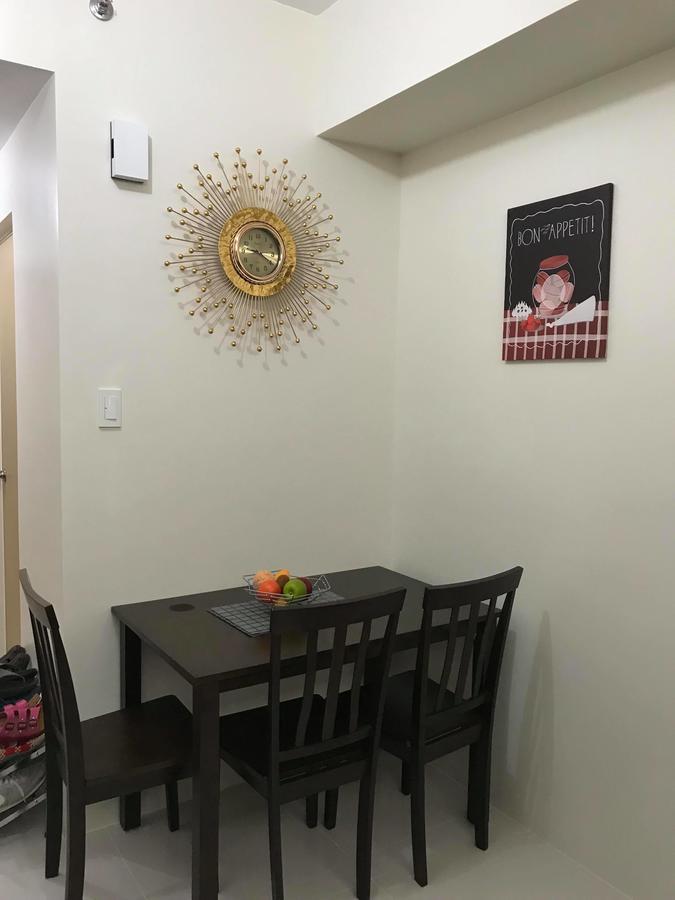 Jj Suites Tagaytay @ Wind Residences Тагайтай Экстерьер фото